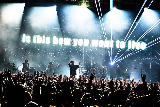 「Novelbright、【LIVE TOUR 2024 ～CIRCUS～】Blu-ray＆DVD特典映像の「Empier」ライブ映像公開」1枚目/3