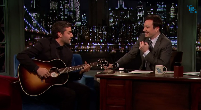 「Oscar Isaac Performs a Folk Version」