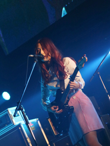 GLIM SPANKY