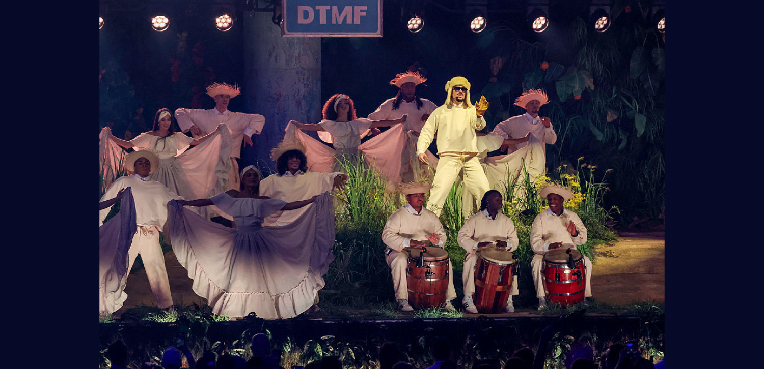 バッド・バニーの世界的成功を支える地元に根差した戦略