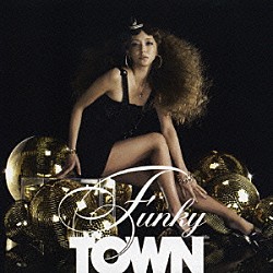 安室奈美恵「ＦＵＮＫＹ　ＴＯＷＮ」