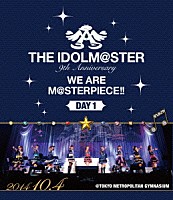 （Ｖ．Ａ．）「 ＴＨＥ　ＩＤＯＬＭ＠ＳＴＥＲ　９ｔｈ　Ａｎｎｉｖｅｒｓａｒｙ　ＷＥ　ＡＲＥ　Ｍ＠ＳＴＥＲＰＩＥＣＥ！！　ＤＡＹ　１」