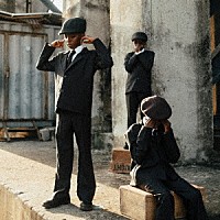 ＥＺＲＡ　ＣＯＬＬＥＣＴＩＶＥ「 ＨＥＲＥ　ＢＥＣＡＵＳＥ　ＯＦ　ＨＯＰＥ」