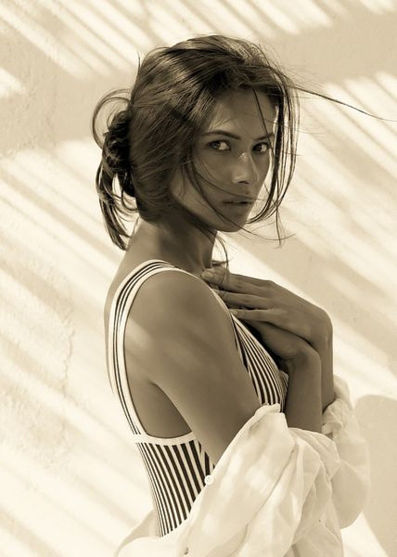 「"美しすぎる”ボサノヴァ・シンガー　パトリーナ・モリス」1枚目/1