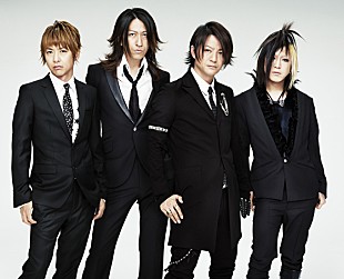 「GLAY 10万人ライブ前に「GLAY Walker」発売、好評の同時生放送も」