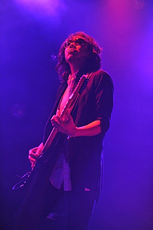 「L'Arc～en～Ciel メンバーも満喫、無料ライブで777人熱狂」