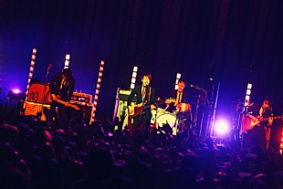 「THE BAWDIES ツアー東京公演で「悲しみと戦うには…」」