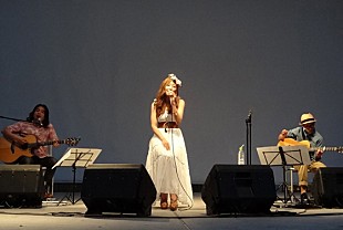 「恋愛ソングの歌姫 1000人の前でコブクロやGReeeeNカバー」