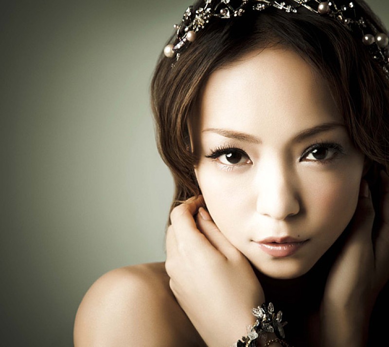 安室奈美恵 ドームツアー追加公演決定で単独TOPに