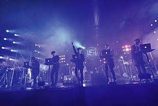 「豪華アーティストの白熱するライブに3万人が熱狂」