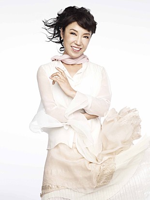 「荒井由実から松任谷由実まで、ユーミン史上究極のベスト盤発表」