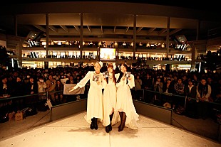 「Kalafina 『まどか☆マギカ』主題歌などで2000人を魅了」
