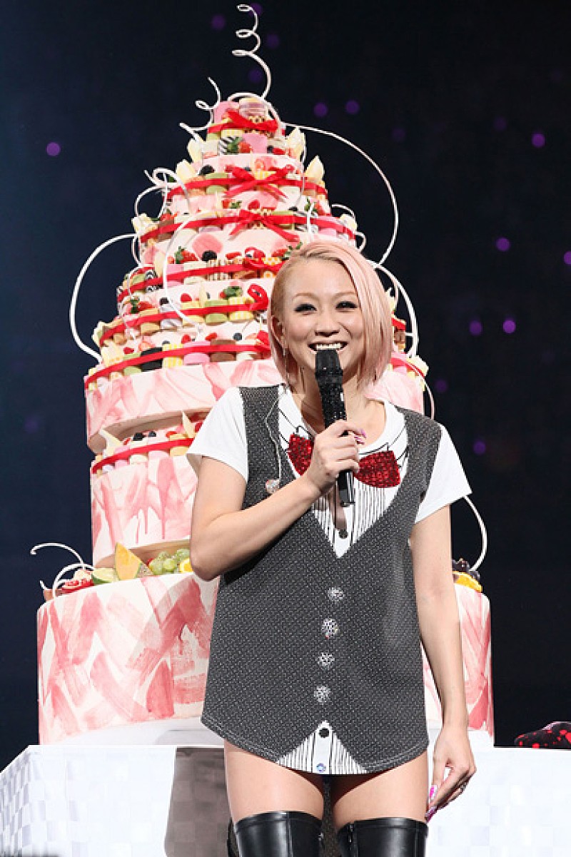 倖田來未「お帰り」30歳誕生日 初の武道館で感涙