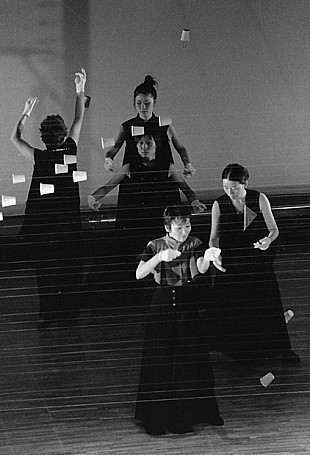 「赤ちゃんからお年寄りまで 癒しの新楽器で奏でる珠玉の旋律」