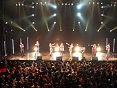 「AAA 8人目のメンバーお披露目＆出来立ての新曲MV公開」1枚目/3