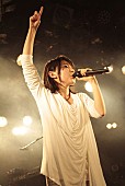 家入レオ「家入レオ “雨女”返上？　東京公演で寒さ飛ばす熱演披露」1枚目/3