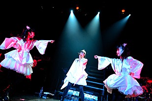 「アイドル界のダークヒロイン BABYMETALが期限付きで活動継続」