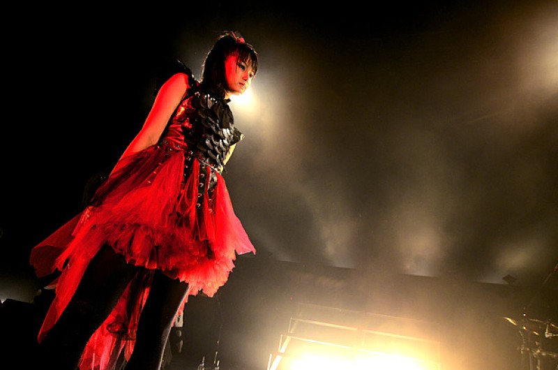 BABYMETAL「」2枚目/12