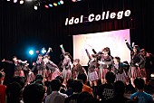 アイドルカレッジ「アイドルカレッジ “メガネ公演”でガチンコ歌唱対決の幕開け」1枚目/6