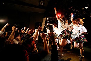 「COMPLEXやピンクサファイア歌う技巧派アイドル 同業者もファンに」