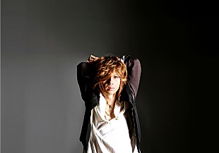 「デビュー20年目突入の清春 初の詩集入りBOXセット発売へ」