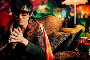 「スガ シカオ 『ホリック』主題歌の新作MVに安達祐実も出演」