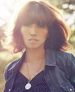 「MINMI×湘南乃風 ニコ動発“平成の歌う絵師”とコラボ」