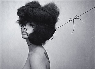 「Chara 滝沢秀明主演のドラマ『真夜中のパン屋さん』主題歌を担当」