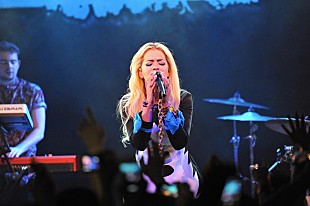 「リタ・オラ 一夜限りのプレミアム・ライブにて日本の観客を魅了」