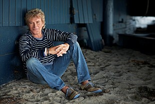 「ロッド・スチュワート 約12年ぶりのオリジナル・アルバムを5月にリリース」