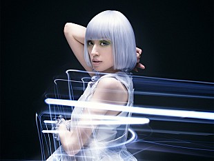 「栗山千明 9mm滝善充＆後藤まりことの衝撃的タッグ曲発表」