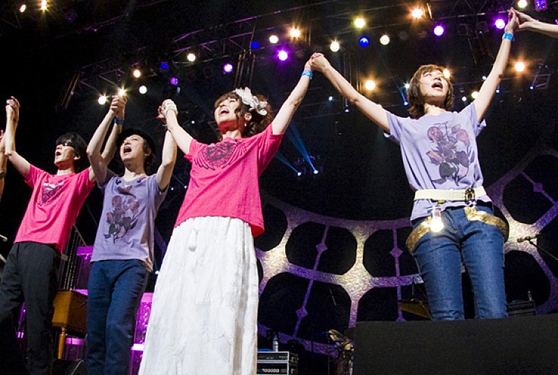 ＧＡＲＮＥＴ　ＣＲＯＷ「GARNET CROW“終着駅”到達で解散発表「最後のライブまで全力で」」1枚目/7