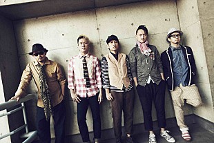 「PE&#039;Z 約10年振りのアメ村ストリートライブで一時警備も」