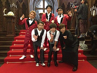 「CLIFF EDGE 新曲ビデオに芸人パンサー出演、キスシーンにも挑戦!?」