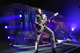 「布袋寅泰　音楽と最新映像技術のスペシャルセッションが開催」