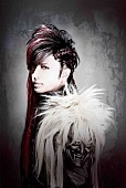 ＧＡＣＫＴ「GACKT 誕生日目前にベスト盤発売＆新曲が映画テーマソングに」1枚目/2