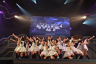 「HKT48 博多レジェンド公演でキャラ性発揮、4000人が熱狂」