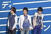 DEEN「DEEN、夏に20周年メモリアル両A面シングルをリリース」1枚目/1