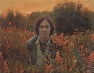 「ウォッシュト・アウト、新曲リリックビデオが公開＆新作詳細も」