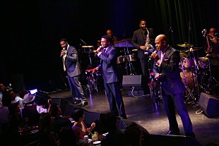 「アフター7　ファン待望の来日公演がスタート」