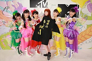 「カーリー・レイ・ジェプセン×ももクロ 【VMAJ 2013】でドリーム・コラボ実現！」