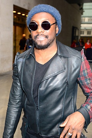 「ウィル・アイ・アムがファレルのブランド“i am OTHER”を告訴」