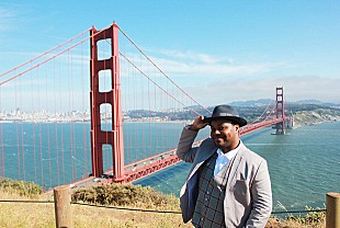 「クリス・ハート アメリカ独立記念日に日米国歌を歌唱」