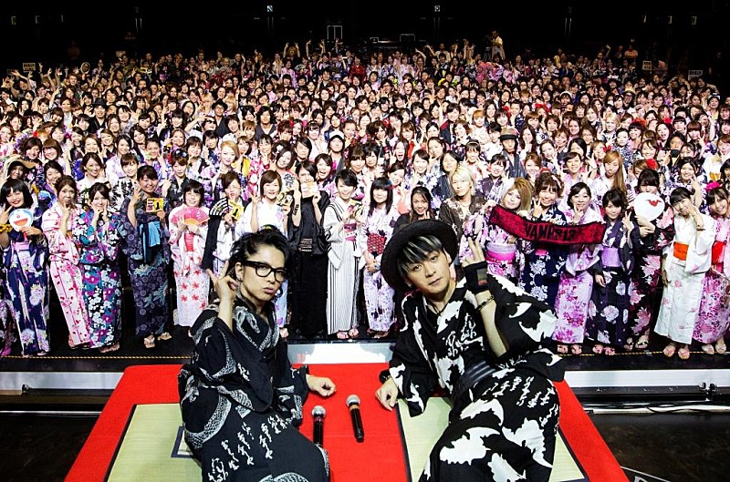 VAMPSが七夕祭りに浴衣で登場！海外公演と再録ベスト盤のリリースも決定