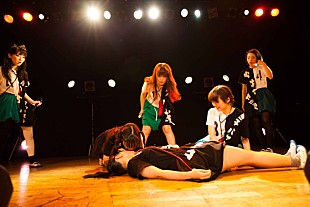 「今抱けるアイドルBiS 大阪で狂乱の宴 汗まみれのハグ会も」