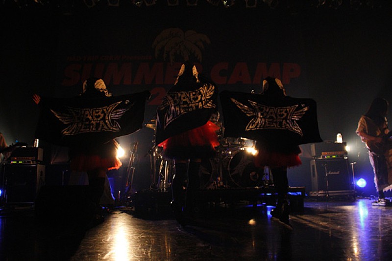 BABYMETAL「」2枚目/5