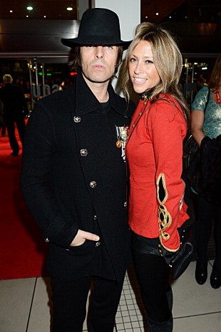 「リアム・ギャラガー、浮気相手の女性記者との間に婚外子か？」