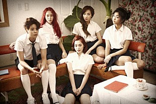 「f(x) 新曲がアジア圏の音楽チャートを席巻」