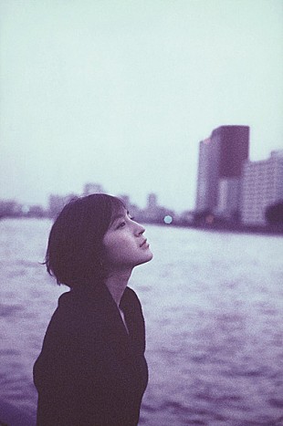 「広末涼子 シングルコレクションDX盤リリース、貴重なライブ映像も」