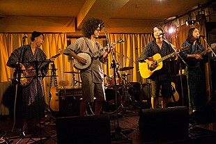 「歌詞が話題の井乃頭蓄音団 ソロ新作は家族のお話し三篇歌」